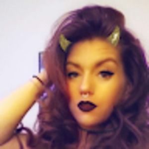 Meet your Posher, Lola